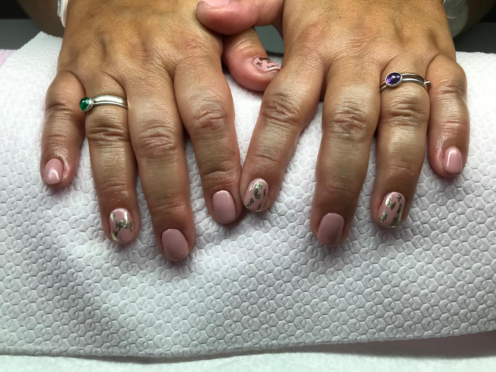 Nail art manicure — professional nail technician La Herradura