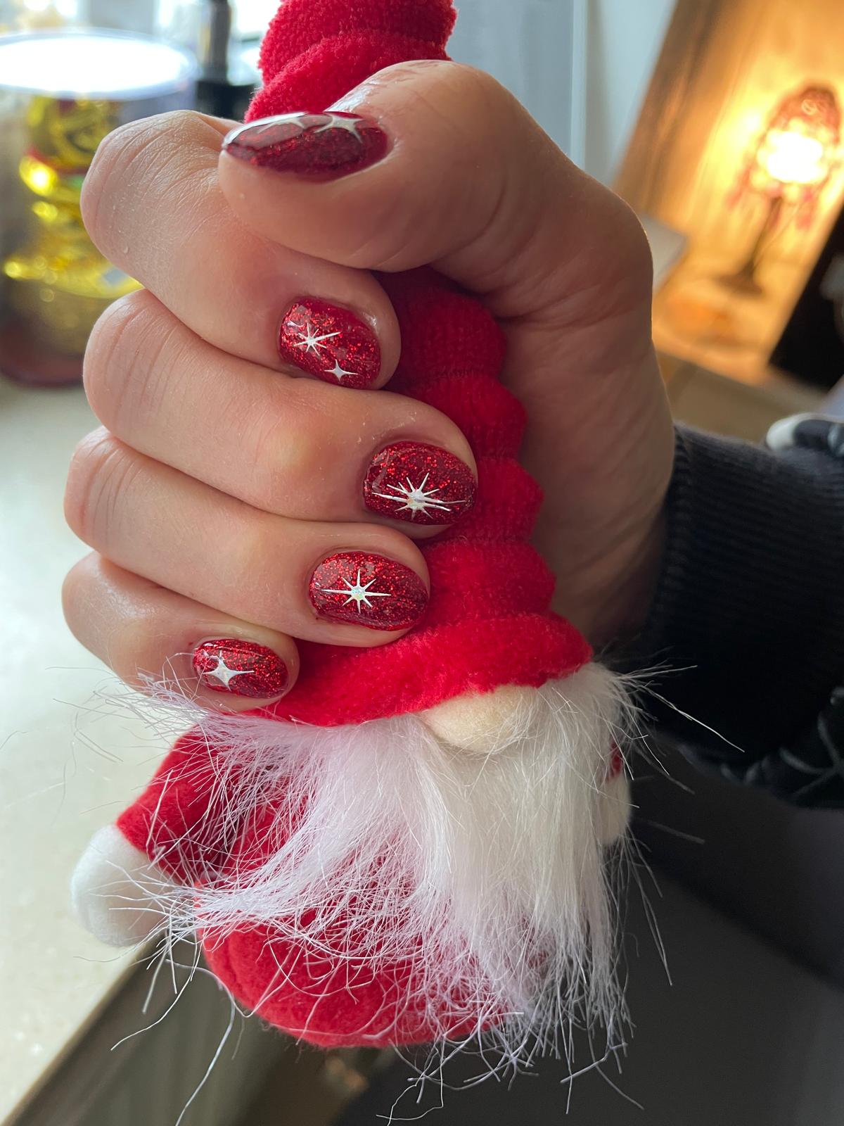 Hybrid (Shellac) pedicure close-up — Bahia Nails Spain